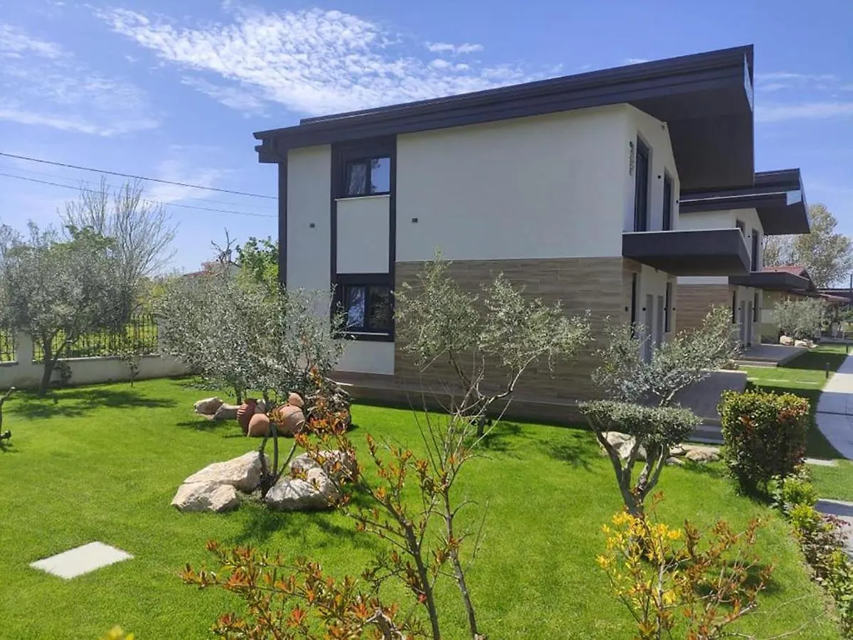 Lej & Laj Residence Hamallaj 0*,